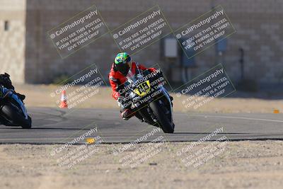 media/Dec-17-2023-CVMA (Sun) [[bf0c04832d]]/Race 2 Amateur Supersport Open/